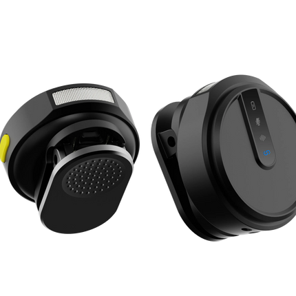 Here is the Green Lion Digital Display Mic, a perfect tool to provide a high quality audio and effortless recording. This product features 2.4GHz digi
