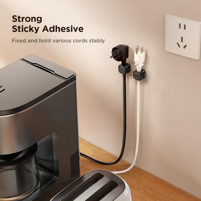 The Green Lion Magnetic Clip Cable Organizer is a compact and efficient solution for dealing with your cables. Crafted from long-lasting ABS material 