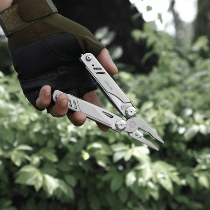 Green Lion Multi-Plier X 15-in-1 Multi-Tool Kit is the best multitasking, space-efficient solution to all your daily requirements. Constructed of stro