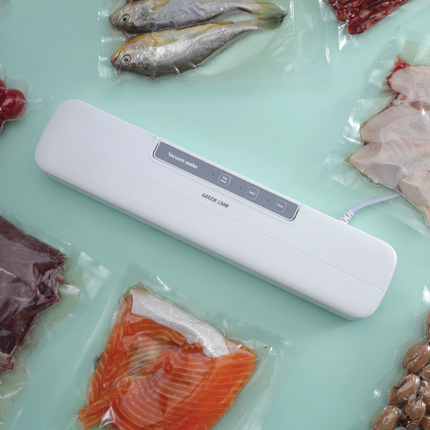 The Green Lion Vacuum Sealer Machine is a powerful and effective food freshness preservation tool. It uses vacuum sealing to keep food fresh. This vac