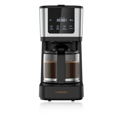 The LePresso Rich Brew Coffee Machine combines convenience and style with its interactive touch display and practical
  Features
  . Designed to brew 