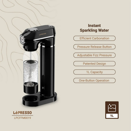 Make every moment easy with the LePresso Carbonator Instant Sparkling Water Maker. The 1-liter carbonator efficiently operates for variable fizz press