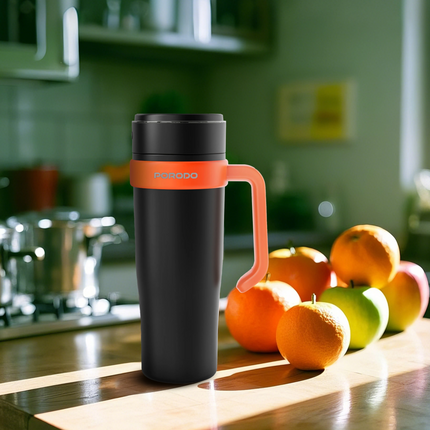 The Porodo Lifestyle 6-Blade Portable Blender is a dynamic and powerful take-along system for on-the-go blending. Rated with a 70W max-powered high-sp