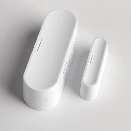 Have you ever feared someone breaking into your house? With the Porodo Lifestyle Smart Sensor Door and Window you are safe and secured. The sensor off