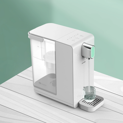 The Porodo Lifestyle Instant Hot Water Dispenser is a stylish kettle that can quickly provide you with hot water. The tool has a powerful 2200-watt he