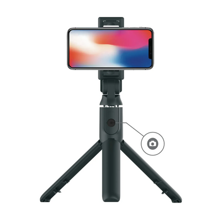 If you like to take a picture it's necessary to have someone so you can take pictures of yourself without any problem Bluetooth selfie stick can be us