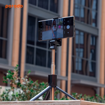 If you like to take a picture it's necessary to have someone so you can take pictures of yourself without any problem Bluetooth selfie stick can be us