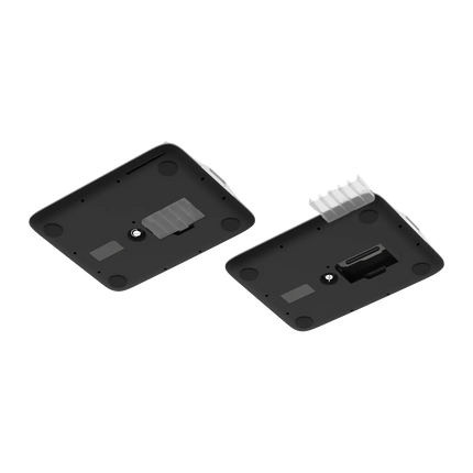 Keep your gaming area organized with the Porodo Gaming PS5 Slim Stand. This stand features a magnetic charger that powers up your PS5 Edge Controller 