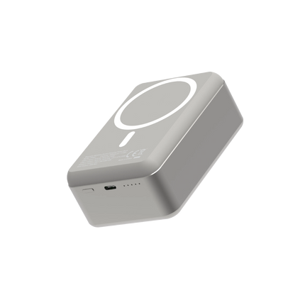The Powerology 30000mAh MagSafe Aluminum Power Bank is a power and portable solution for charging-in-motion. The 30000mAh Li-Polymer battery is high c