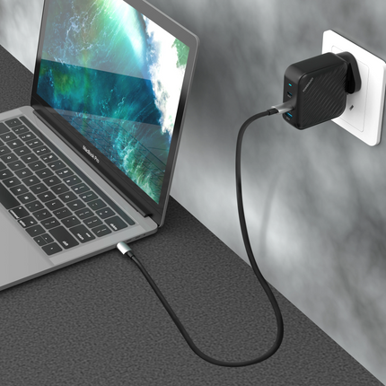 ​
Powerology 140w Dual PD GaN Charger is a really powerful charger and a brilliant choice for professionals with energy-intensive devices. This charge