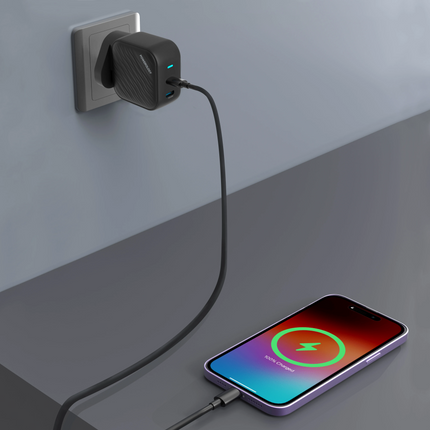 Powerology GaN Dual-USB-C Wall Charger: quick and safe charging of your devices that is super compact. With a standard 100-240V rated voltage and freq