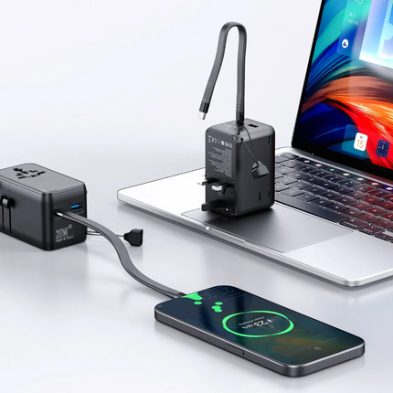 The Powerology 2500W Universal Travel Adapter with a 4000mAh Power Bank is a true all-in-one global charge solution; it has been designed for utmost c