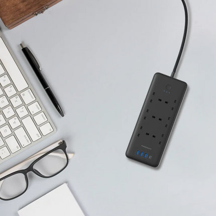 organize your desk by use of Powerology 6 AC
Multi-Port Power Strip! This multi-Port 48W Power hub is an all-in-one device
and is a clever choice for 